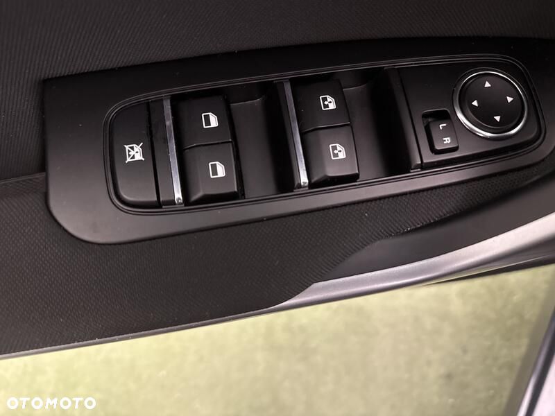 Kia Ceed 1.5 T-GDI M - 12