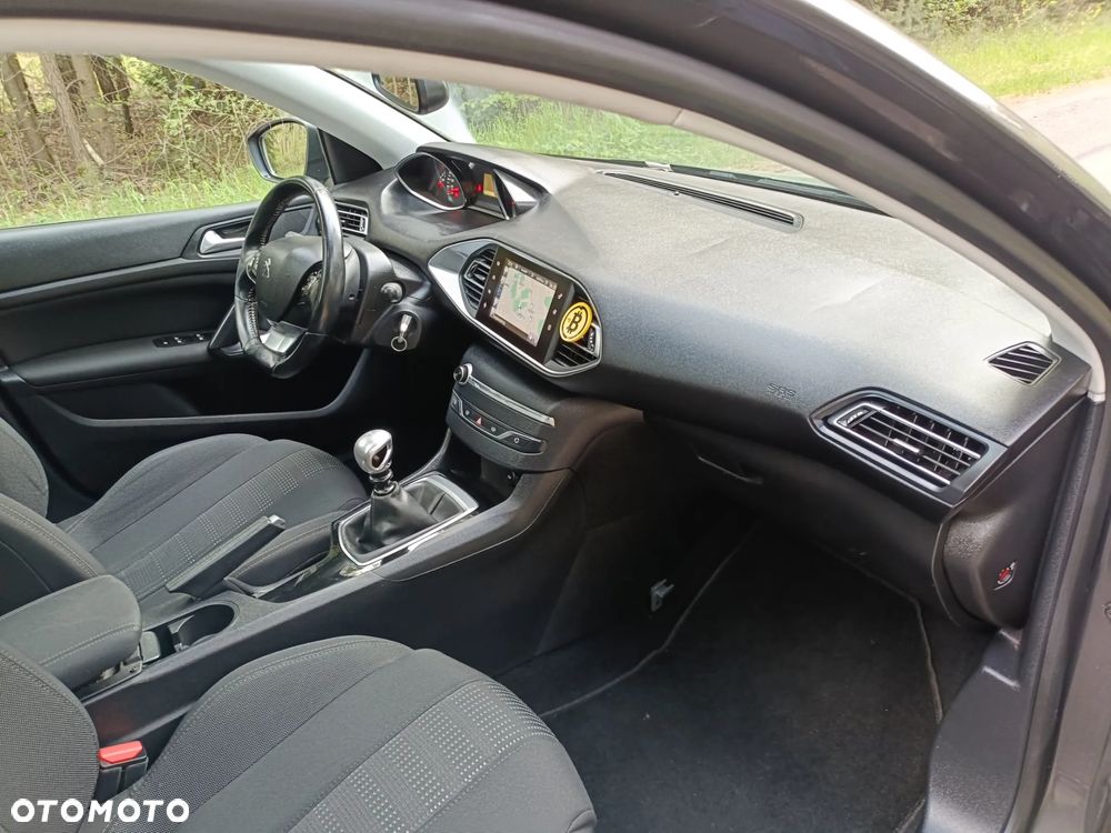 Peugeot 308 1.6 BlueHDi Allure S&S - 13