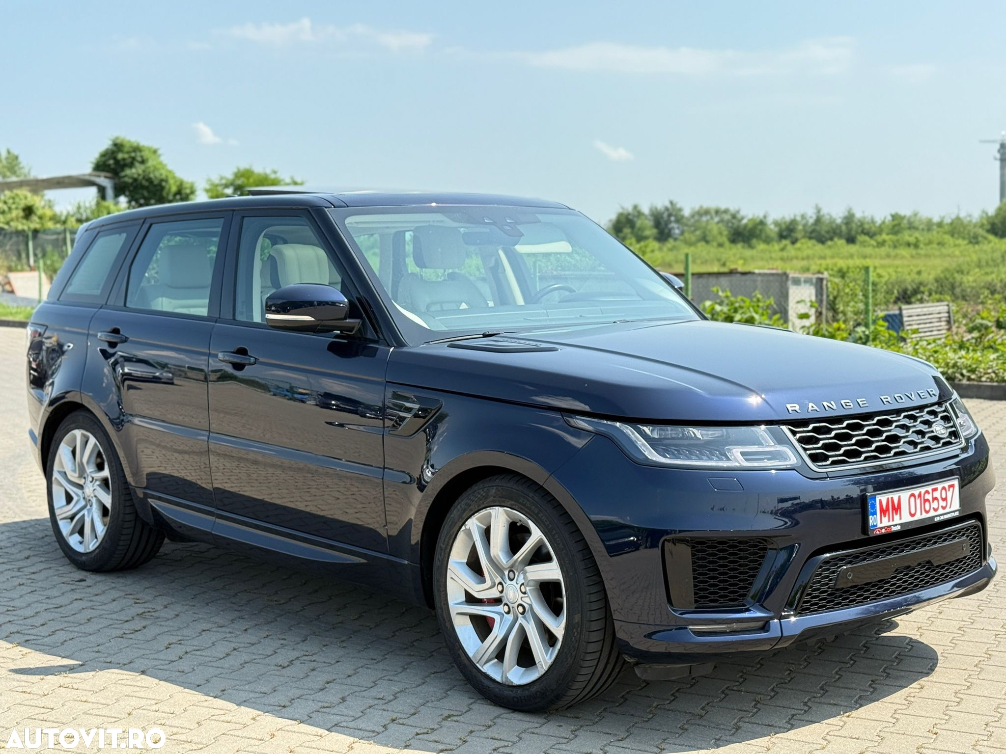 Land Rover Range Rover Sport 2.0 L PHEV HSE Dynamic - 17