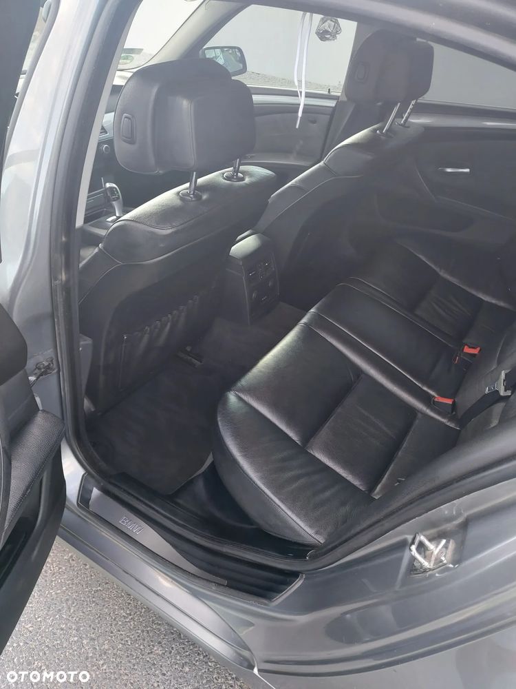 BMW Seria 5 520d - 13