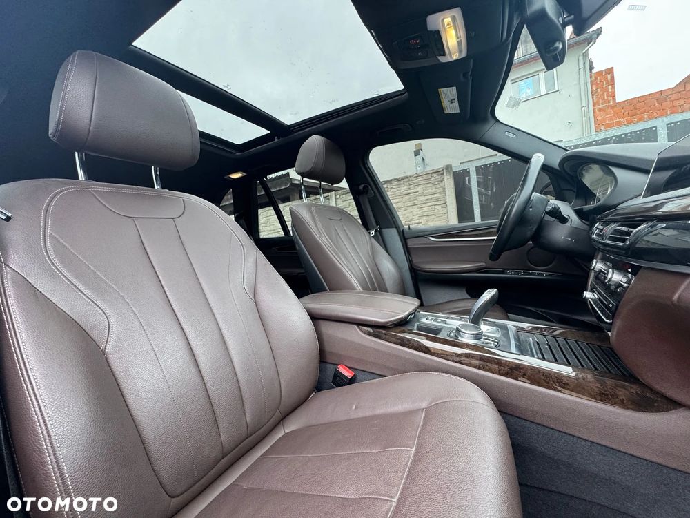 BMW X5 xDrive35i - 16