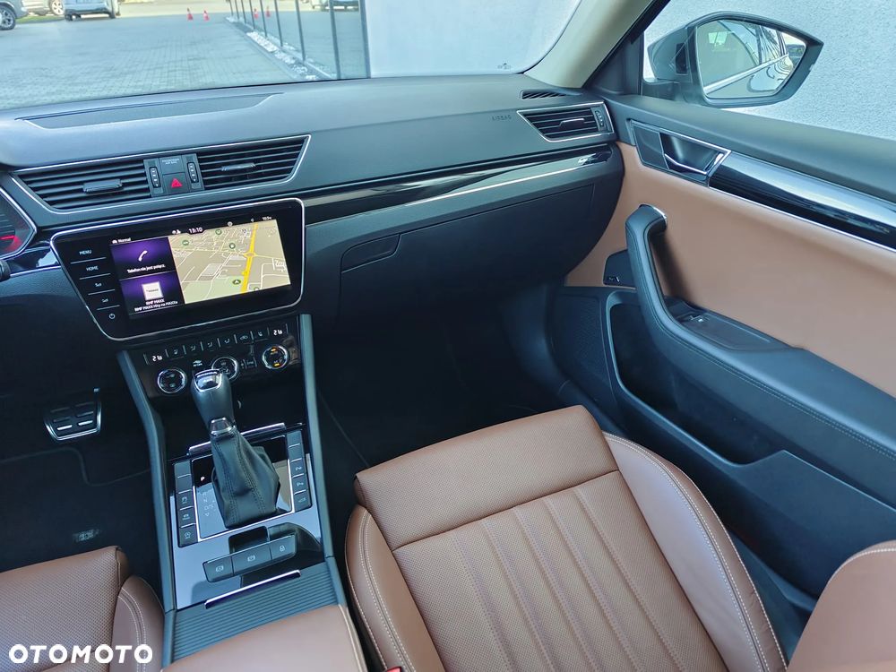 Skoda Superb 2.0 TSI 4x4 DSG L&K - 7