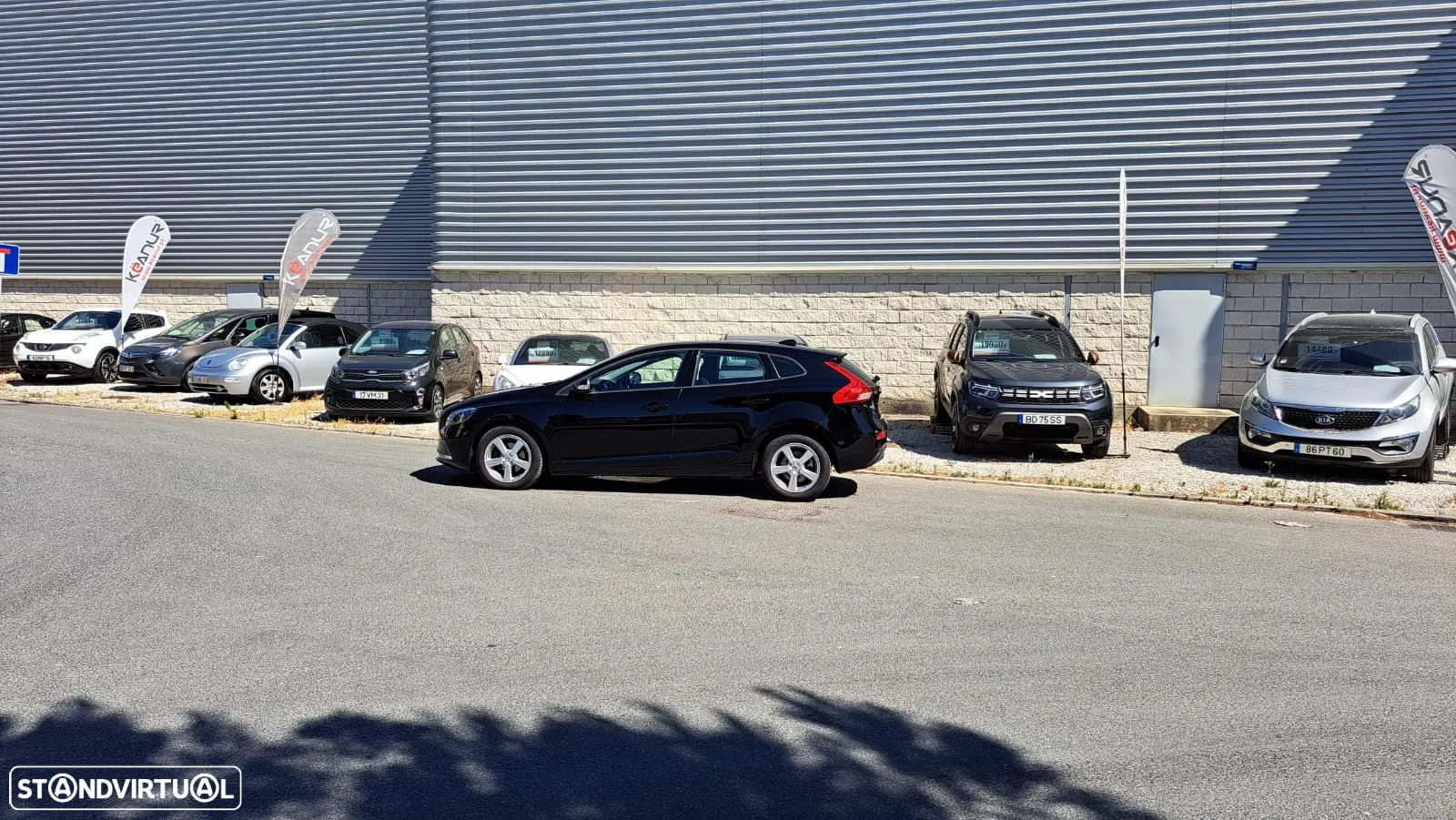 Volvo V40 2.0 D2 Momentum - 24