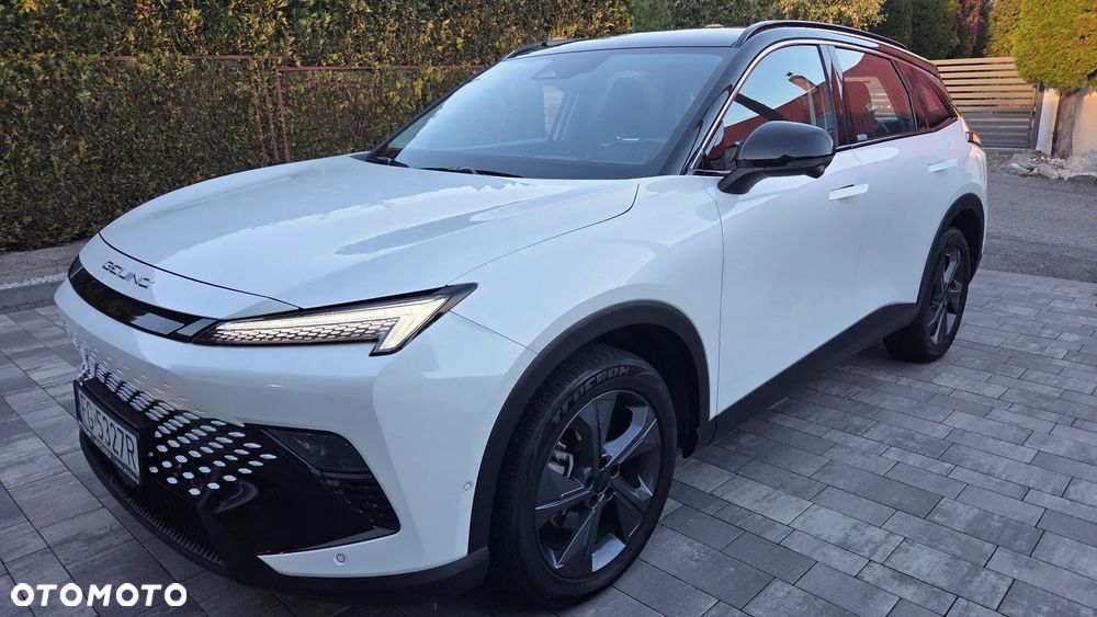 BAIC 5