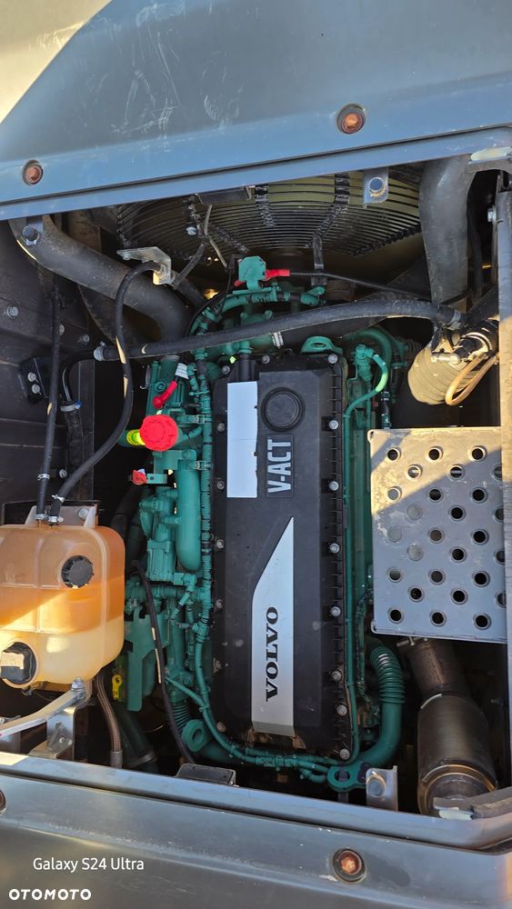 Volvo Ec250 - 24