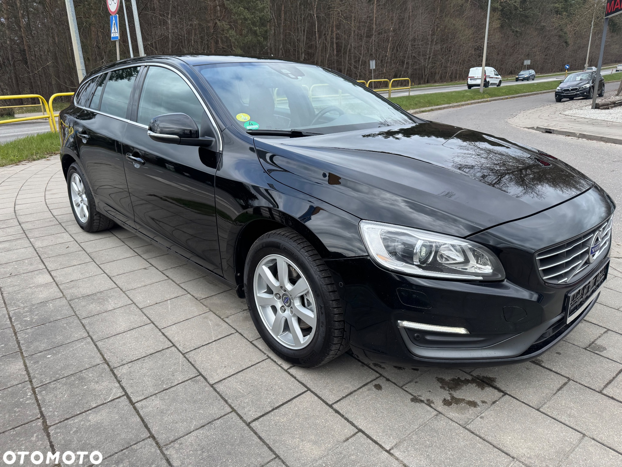 Volvo V60 D4 Momentum - 5