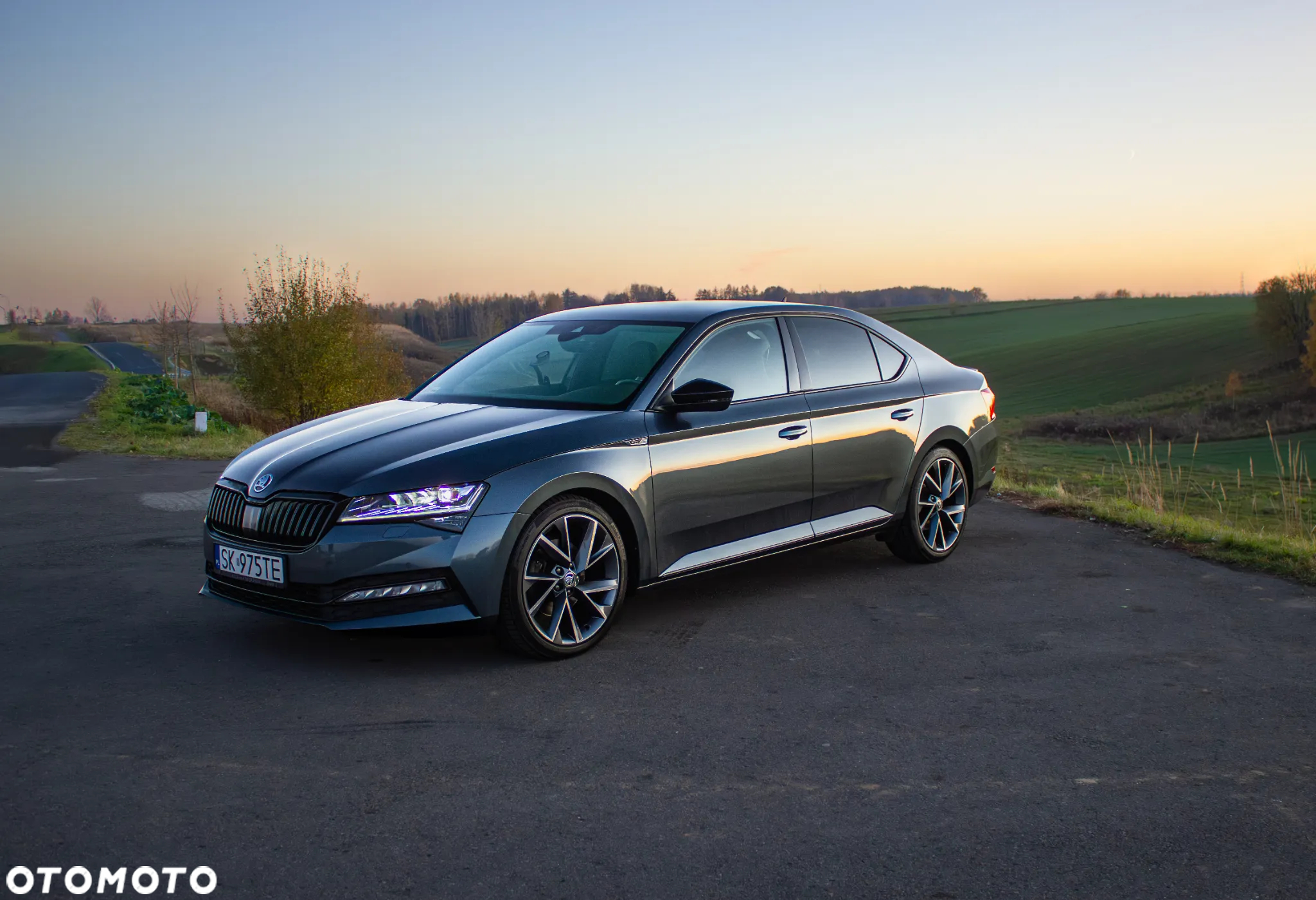 Skoda Superb 2.0 TDI SCR 4x4 Sportline DSG - 4