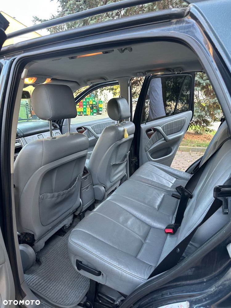 Mercedes-Benz ML 320 - 8