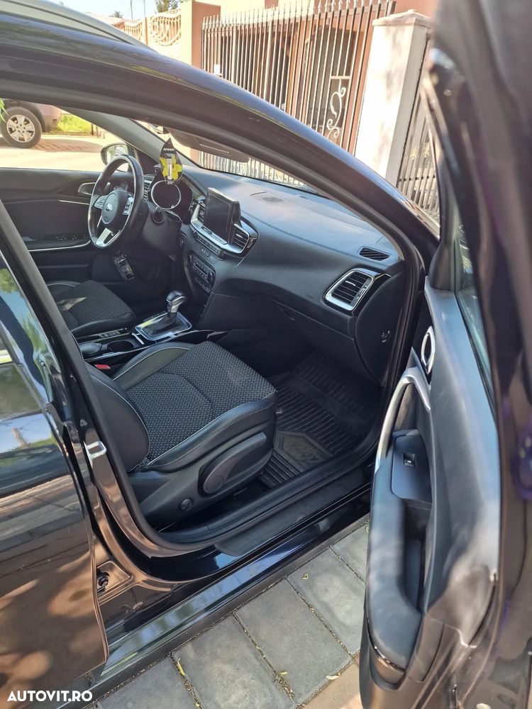 Kia Ceed SW 1.6 CRDi DCT Platinum Edition - 10