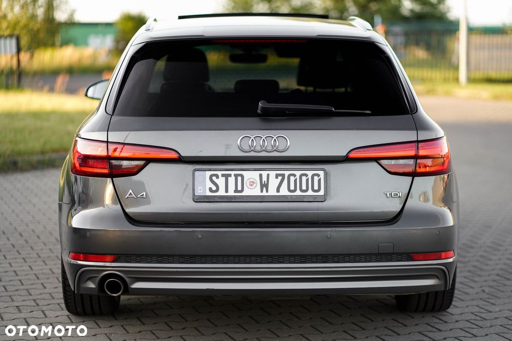 Audi A4 Avant 2.0 TDI Sport S tronic - 11