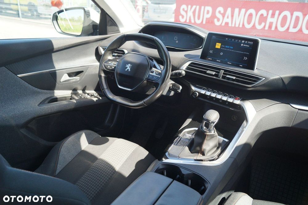 Peugeot 3008 - 16