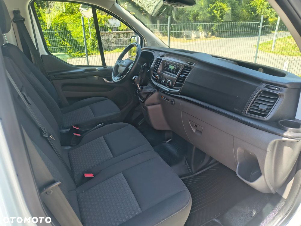 Ford Transit Custom - 27