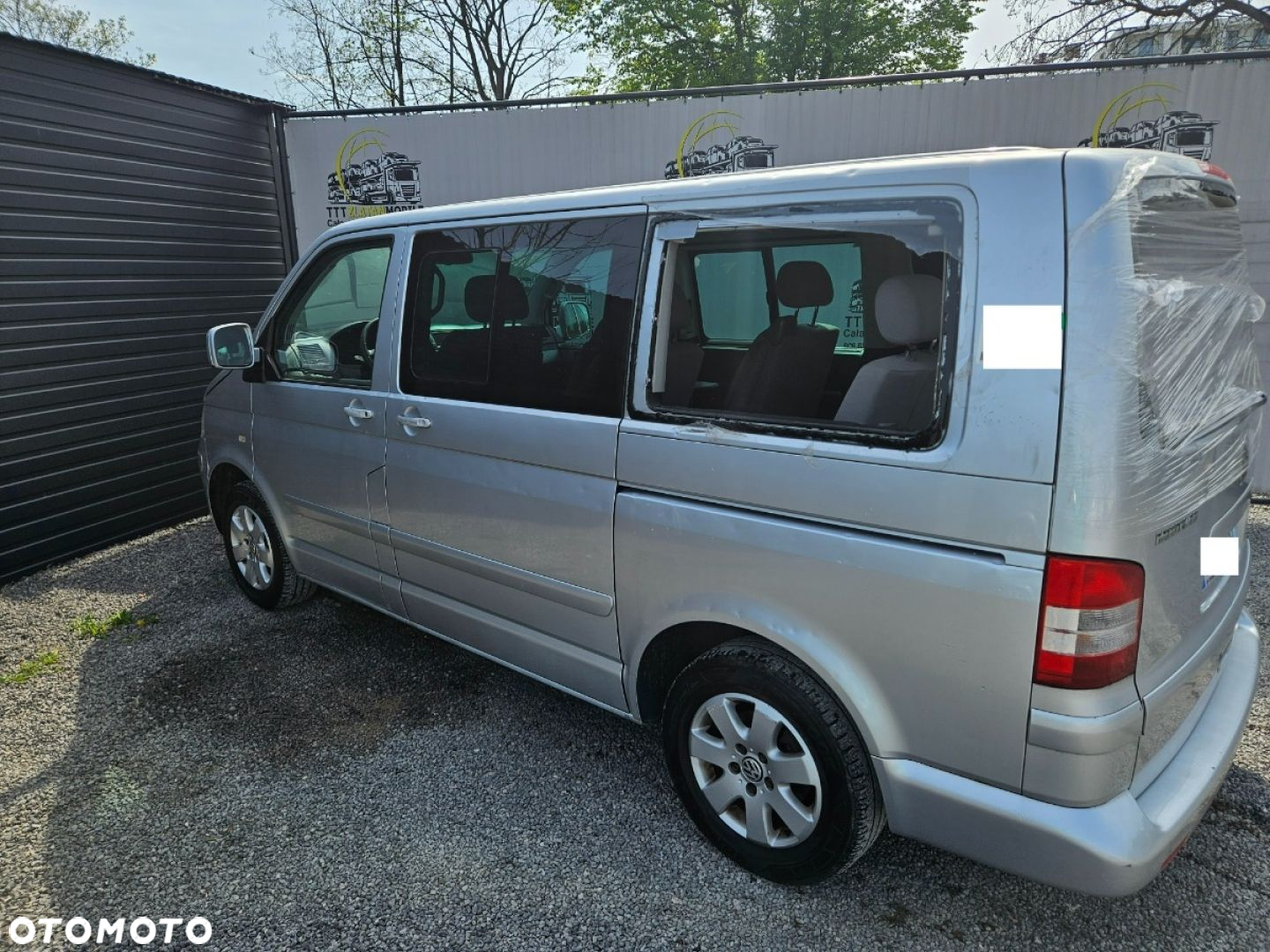 Volkswagen Multivan - 15