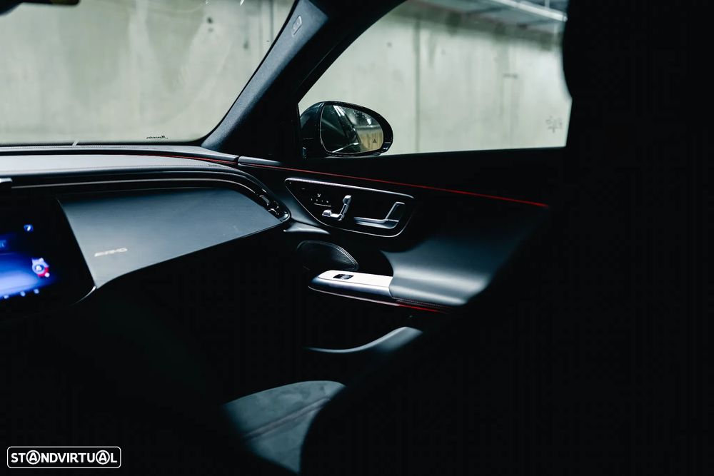 Mercedes-Benz E 53 AMG Hybrid 4Matic+ - 15