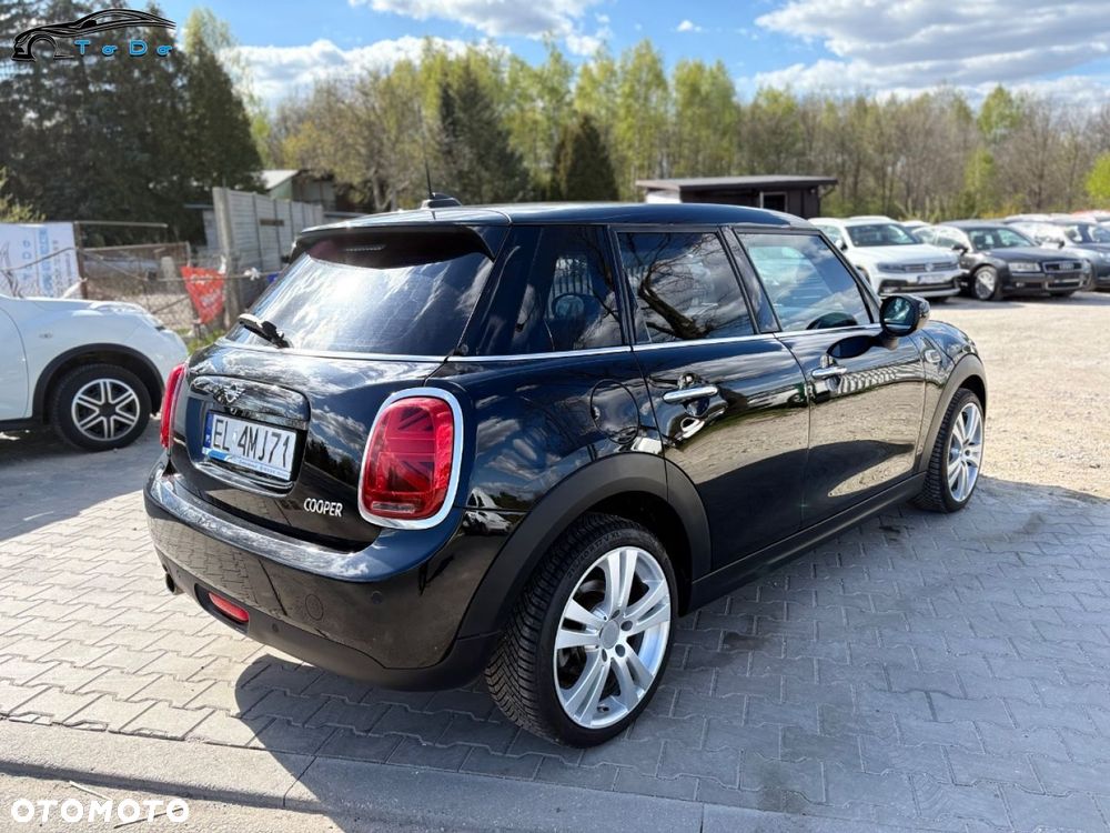 MINI Cooper 60 Years Chili - 15