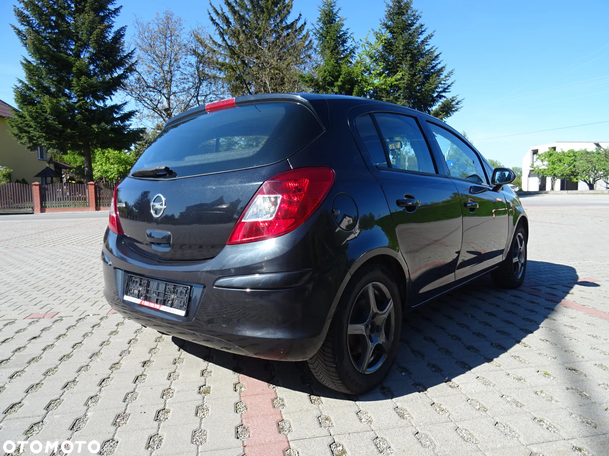 Opel Corsa 1.4 16V Satellite - 15