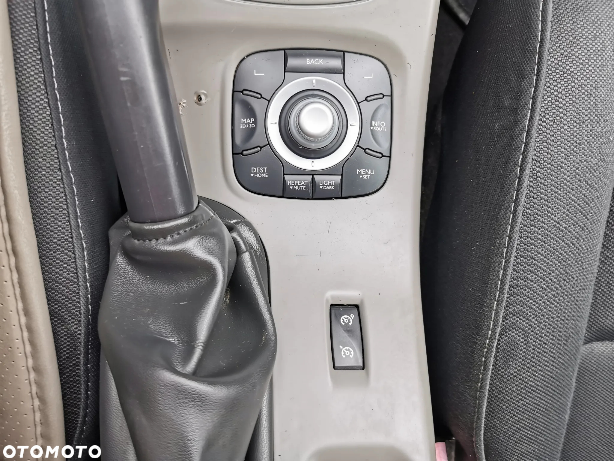 Renault Megane 1.6 16V 100 TomTom Edition - 16