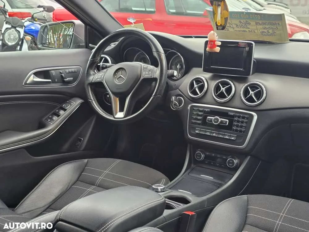 Mercedes-Benz GLA 220 CDI 7G-DCT - 8