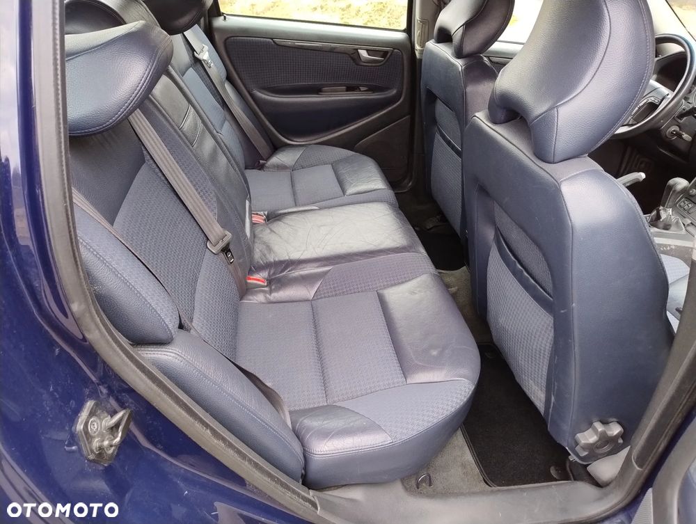 Volvo V70 2.5T - 19
