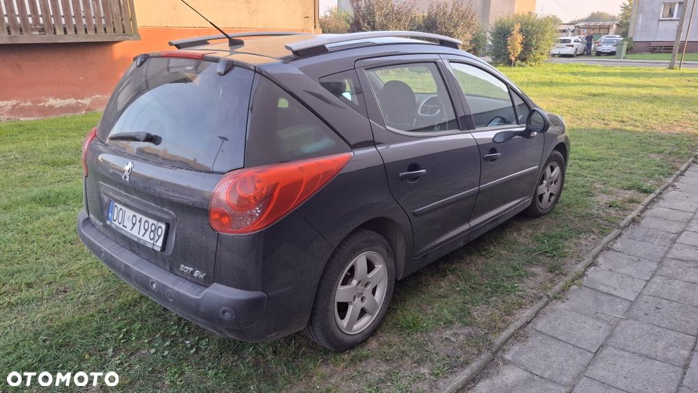 Peugeot 207 - 4