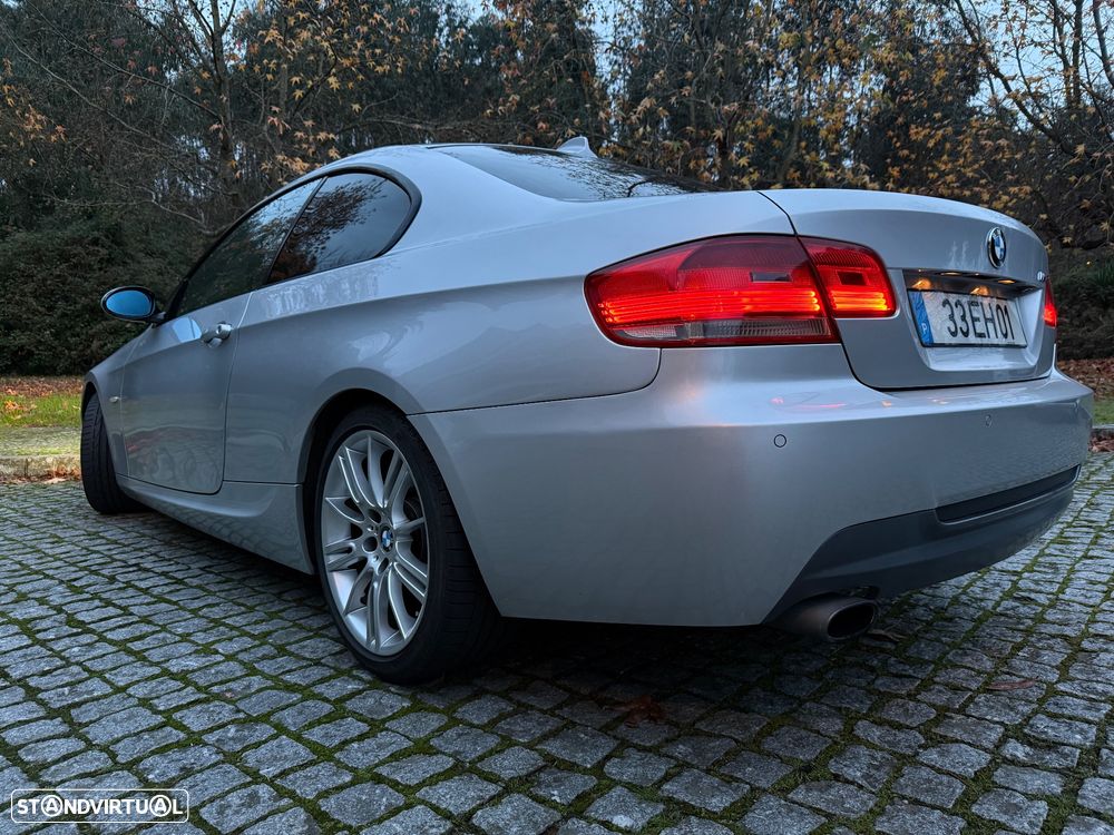 BMW 320 d Coupe - 12