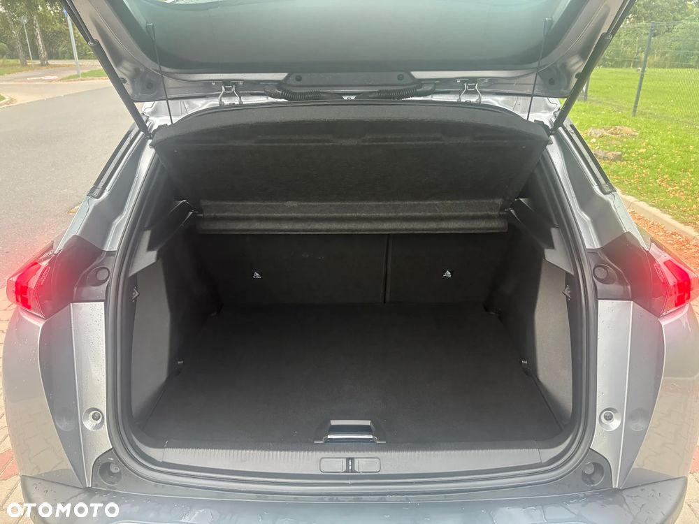 Peugeot 2008 PureTech 130 EAT8 Allure - 8