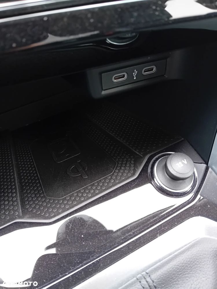 Volkswagen T-Roc 2.0 TDI SCR DSG GOAL - 38