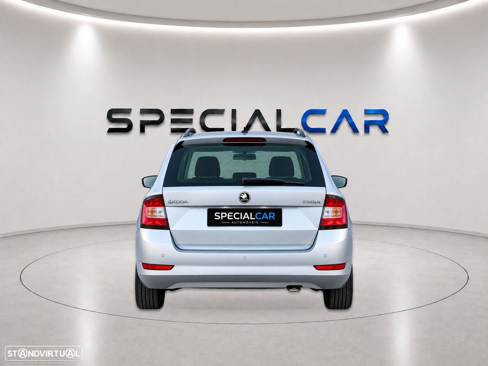 Skoda Fabia Break 1.0 TSI Ambition - 4
