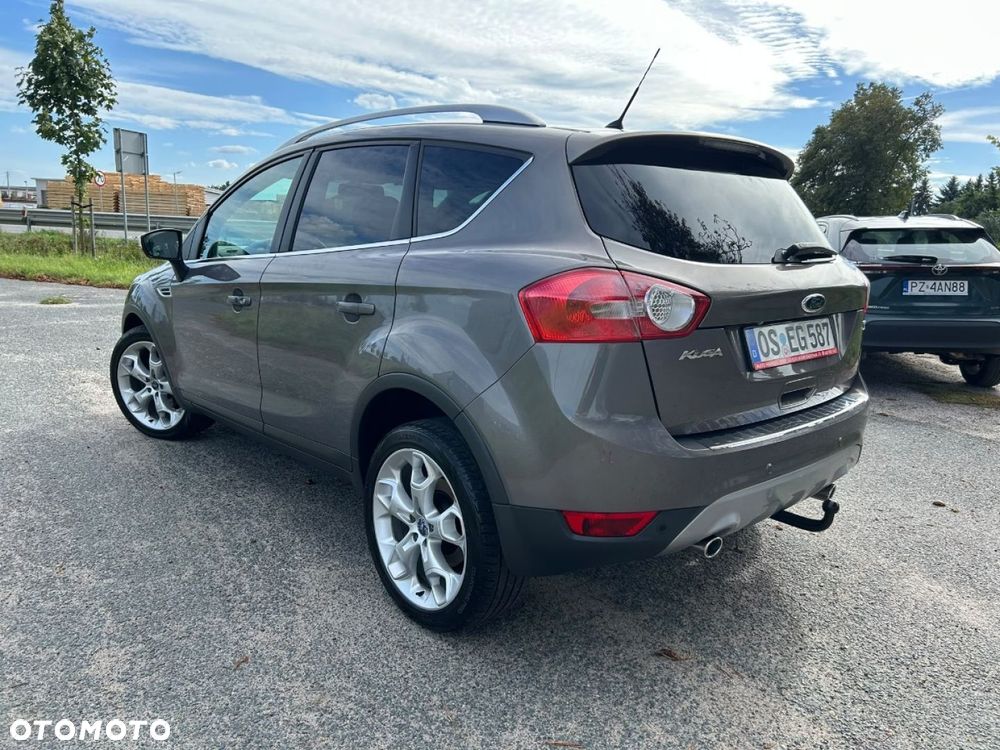Ford Kuga - 36