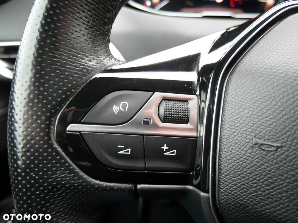 Peugeot 3008 HDi FAP 150 Platinum - 33