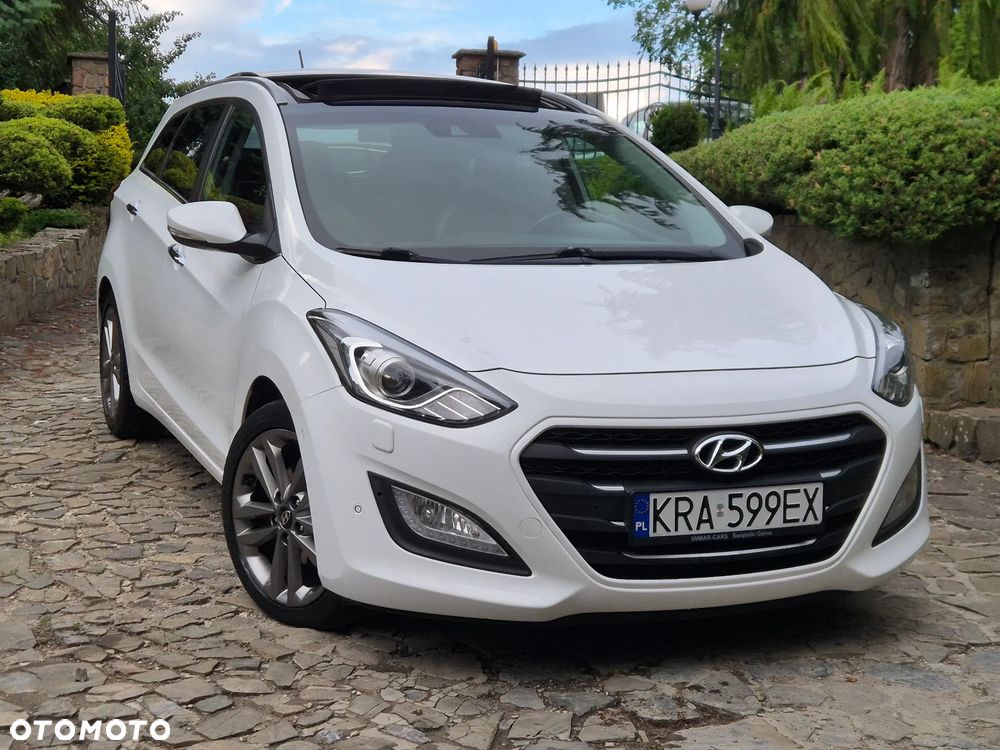Hyundai i30 blue Kombi 1.6 CRDi DCT Premium - 3
