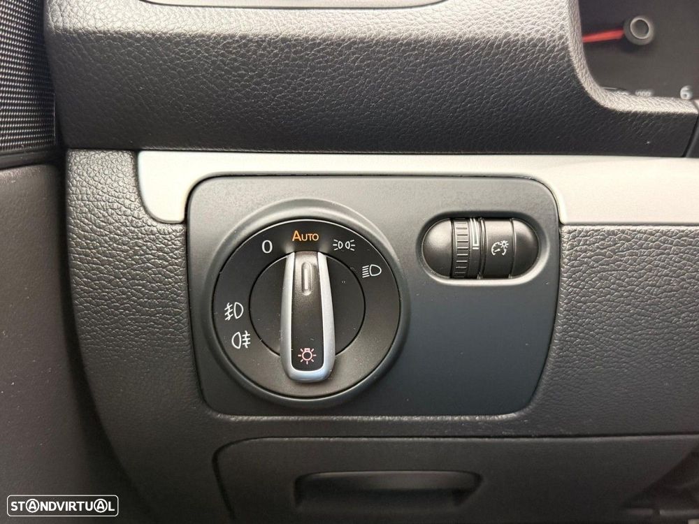 VW Scirocco 2.0 TDI Sport - 30