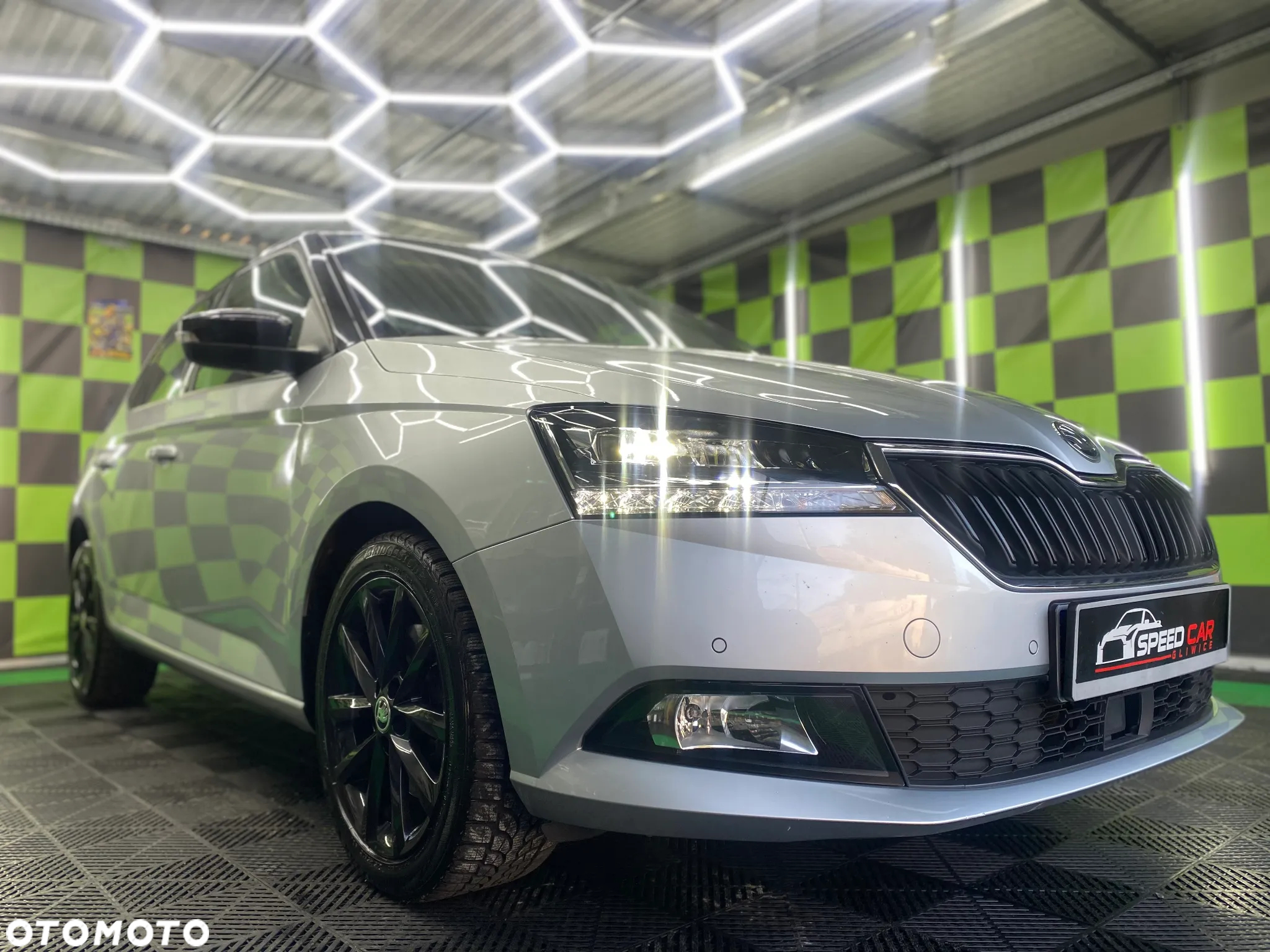 Skoda Fabia 1.0 TSI Monte Carlo - 13