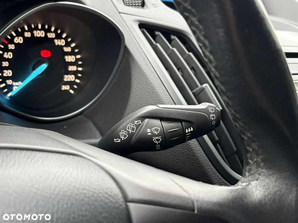 Ford Kuga 1.5 EcoBoost 2x4 Cool & Connect - 32