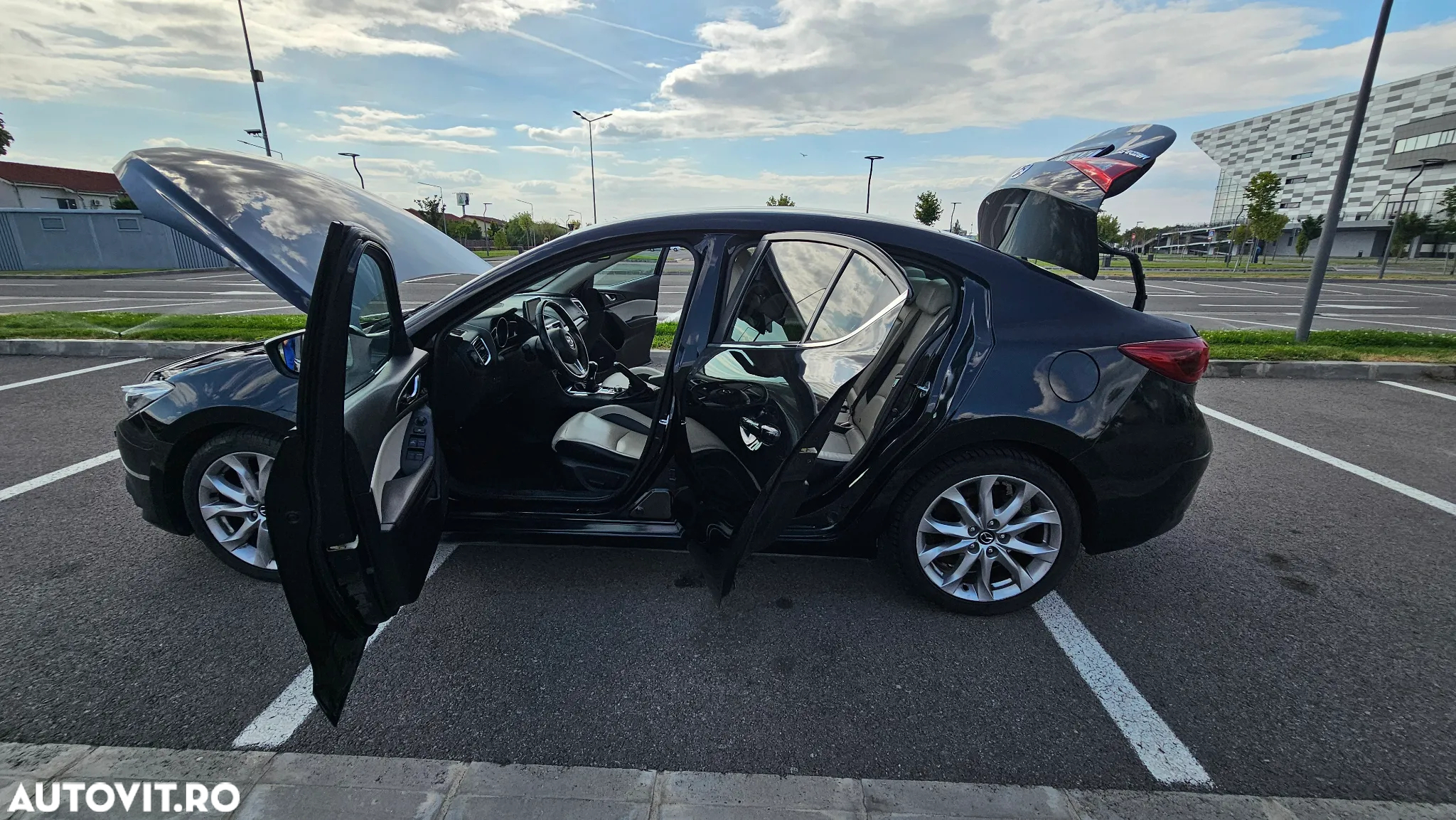 Mazda 3 SKYACTIV-D 150 Sports-Line - 32