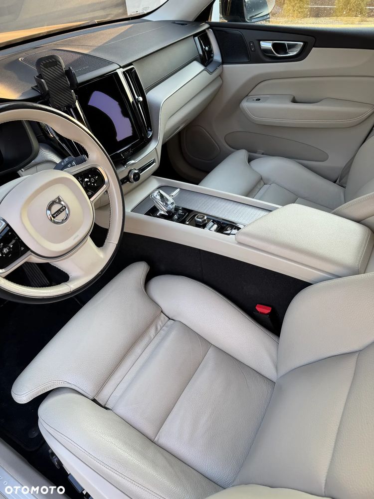 Volvo XC 60 B4 D AWD Inscription - 3