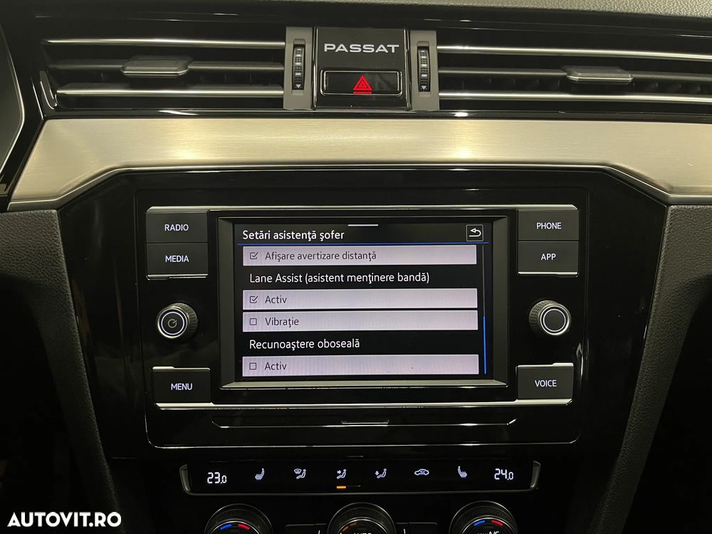 Volkswagen Passat 2.0 TDI SCR 4Mot DSG Highline - 17