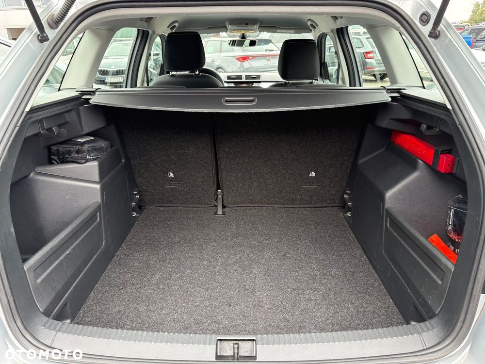 Skoda Fabia 1.0 TSI Active - 17