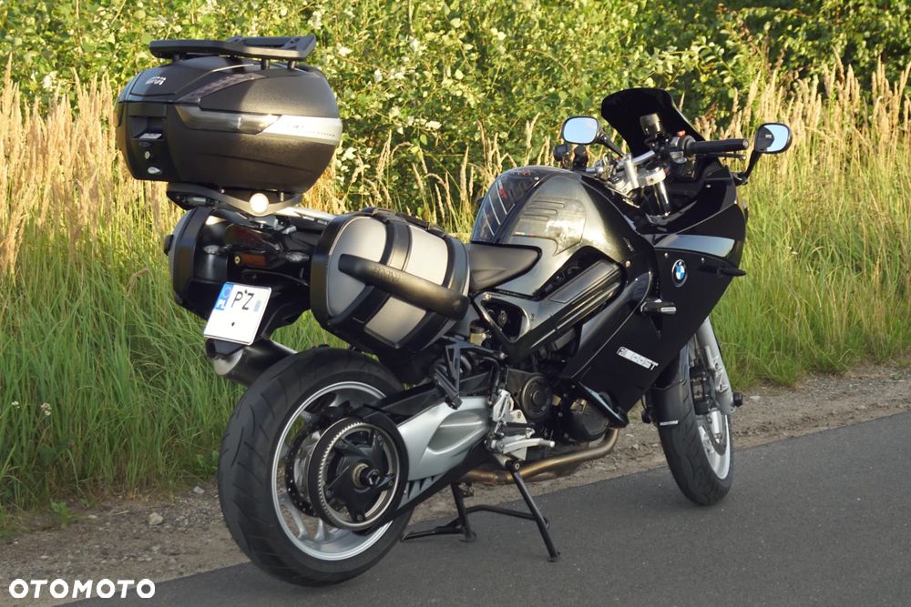 BMW F - 5