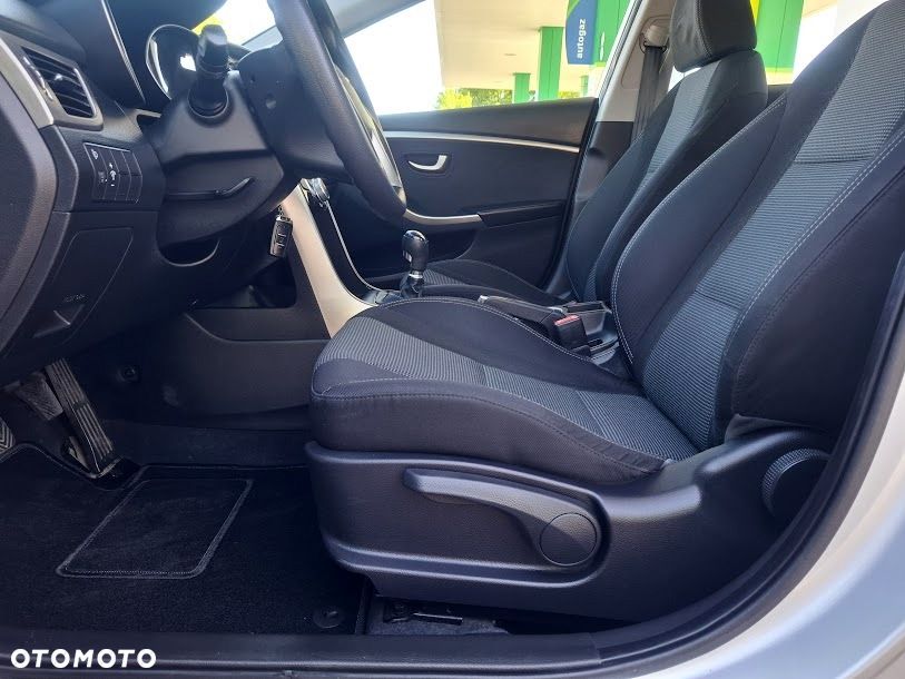 Hyundai i30 1.4 Comfort - 15