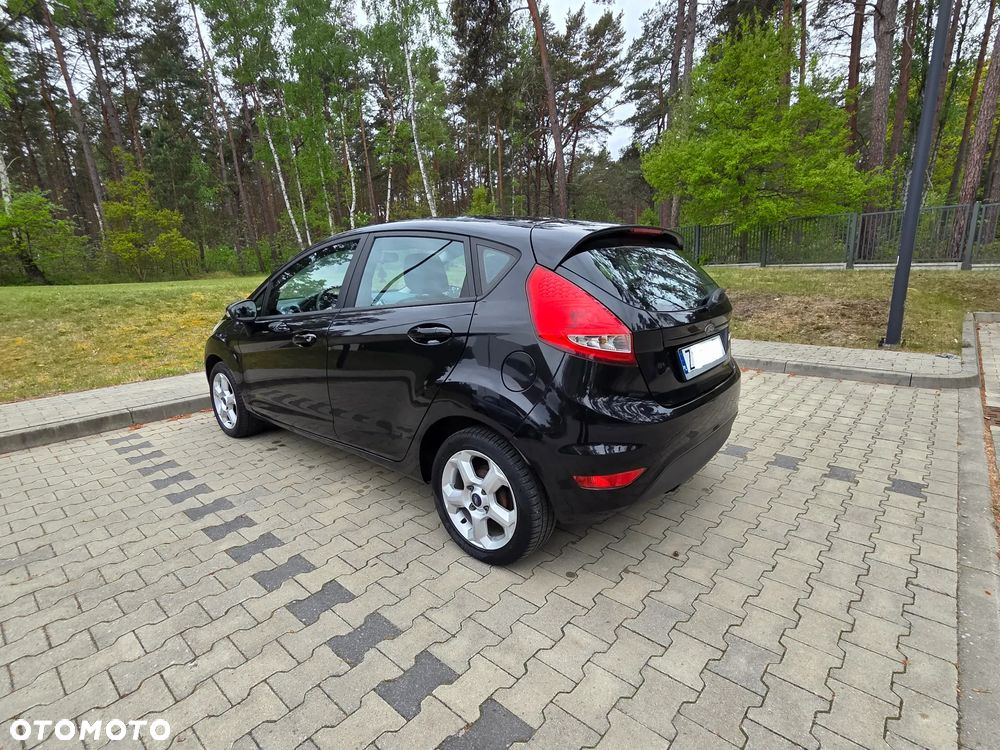 Ford Fiesta 1.25 Champions Edition - 14