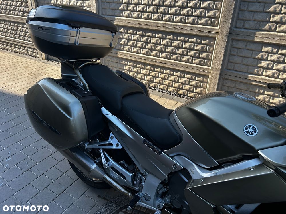 Yamaha FJR - 6