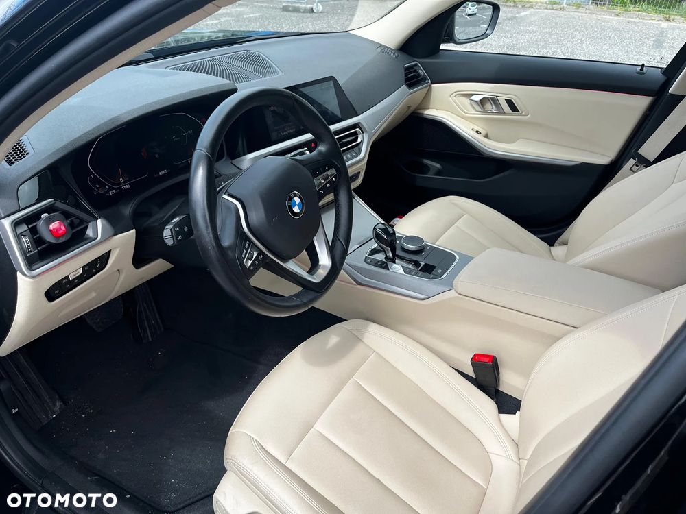 BMW Seria 3 318i Advantage - 5