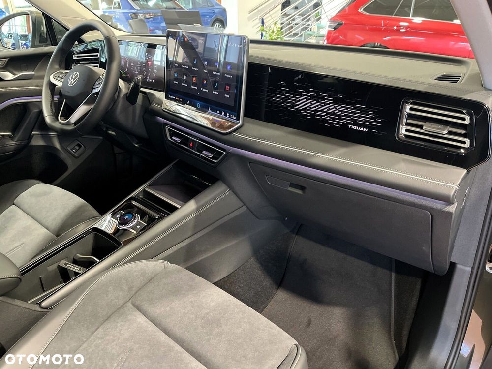 Volkswagen Tiguan 1.5 eTSI Elegance DSG - 35
