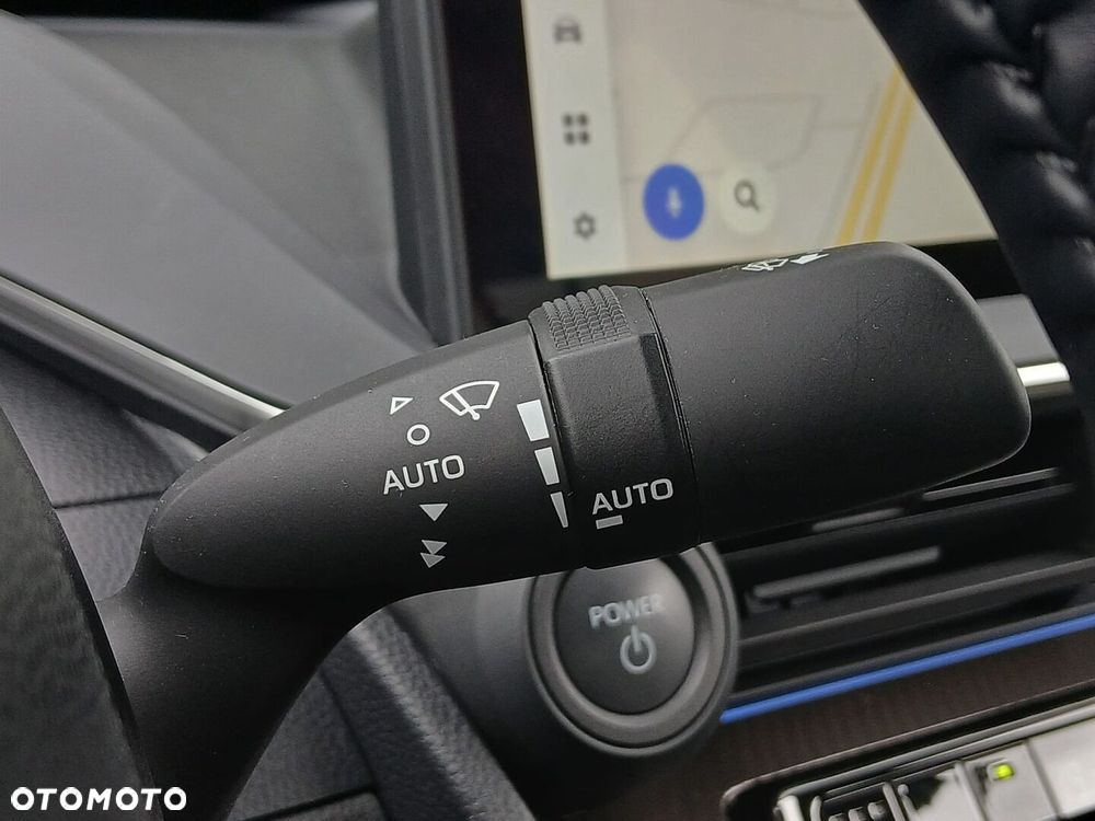 Toyota Prius - 32
