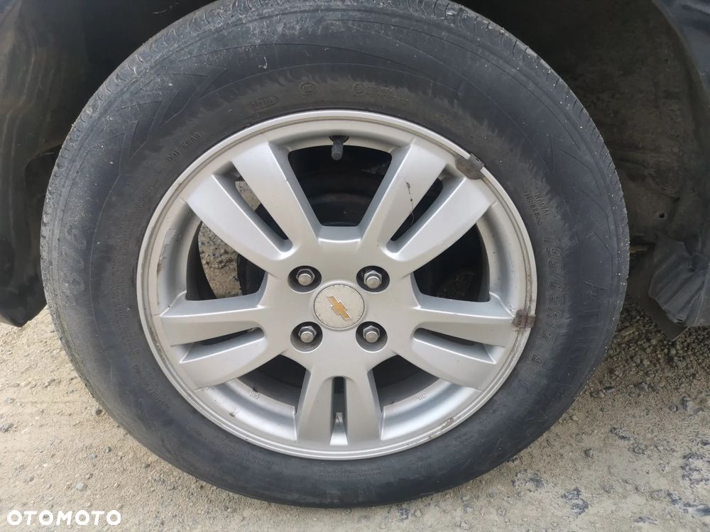 Częsci Chevrolet Aveo T300 2011 Lakier GAR - 26