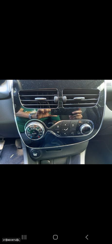 Renault Clio 0.9 TCE Dynamique S - 18