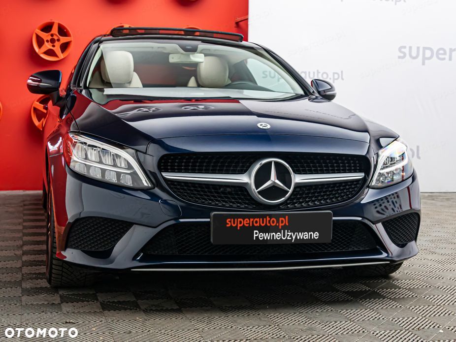 Mercedes-Benz Klasa C 300 9G-TRONIC - 32