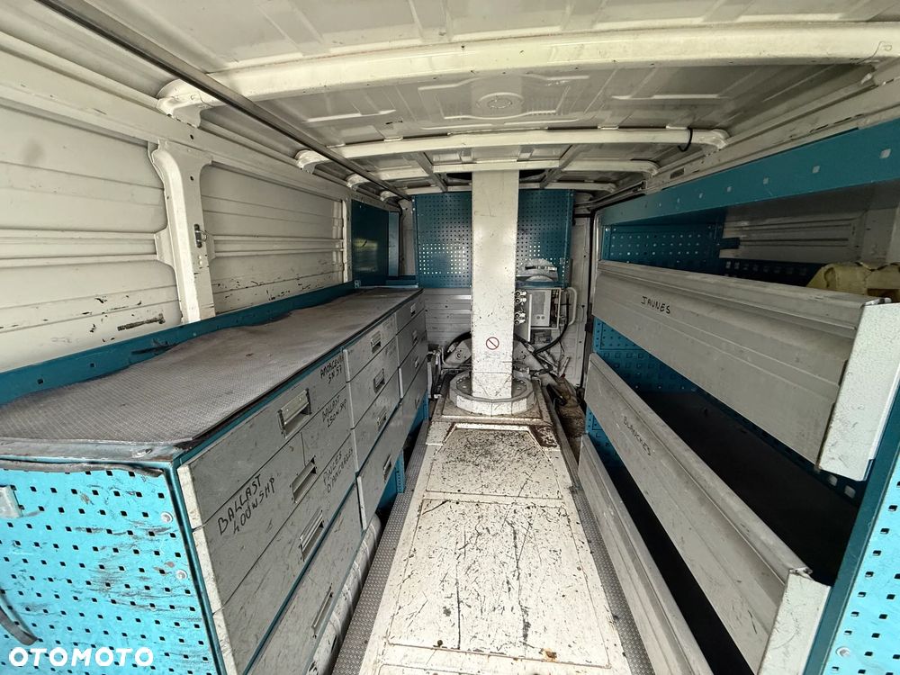 Mercedes-Benz VARIO 815D 17 M - 10