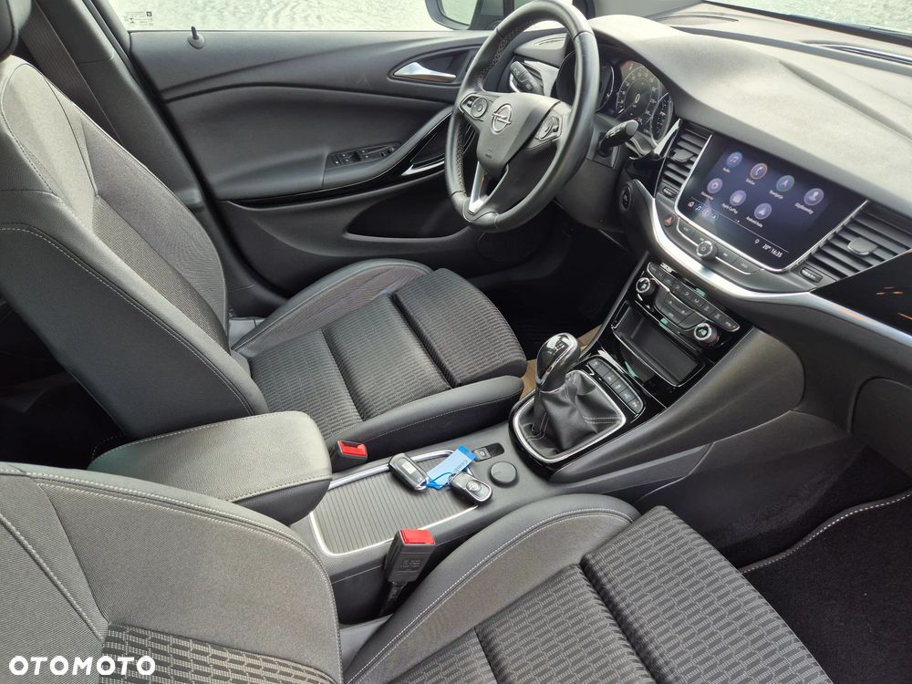 Opel Astra 1.5 D Start/Stop Business Elegance - 32